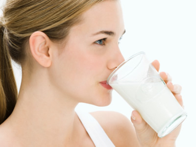Mẹo giúp gọt mặt trái xoan siêu nhanh